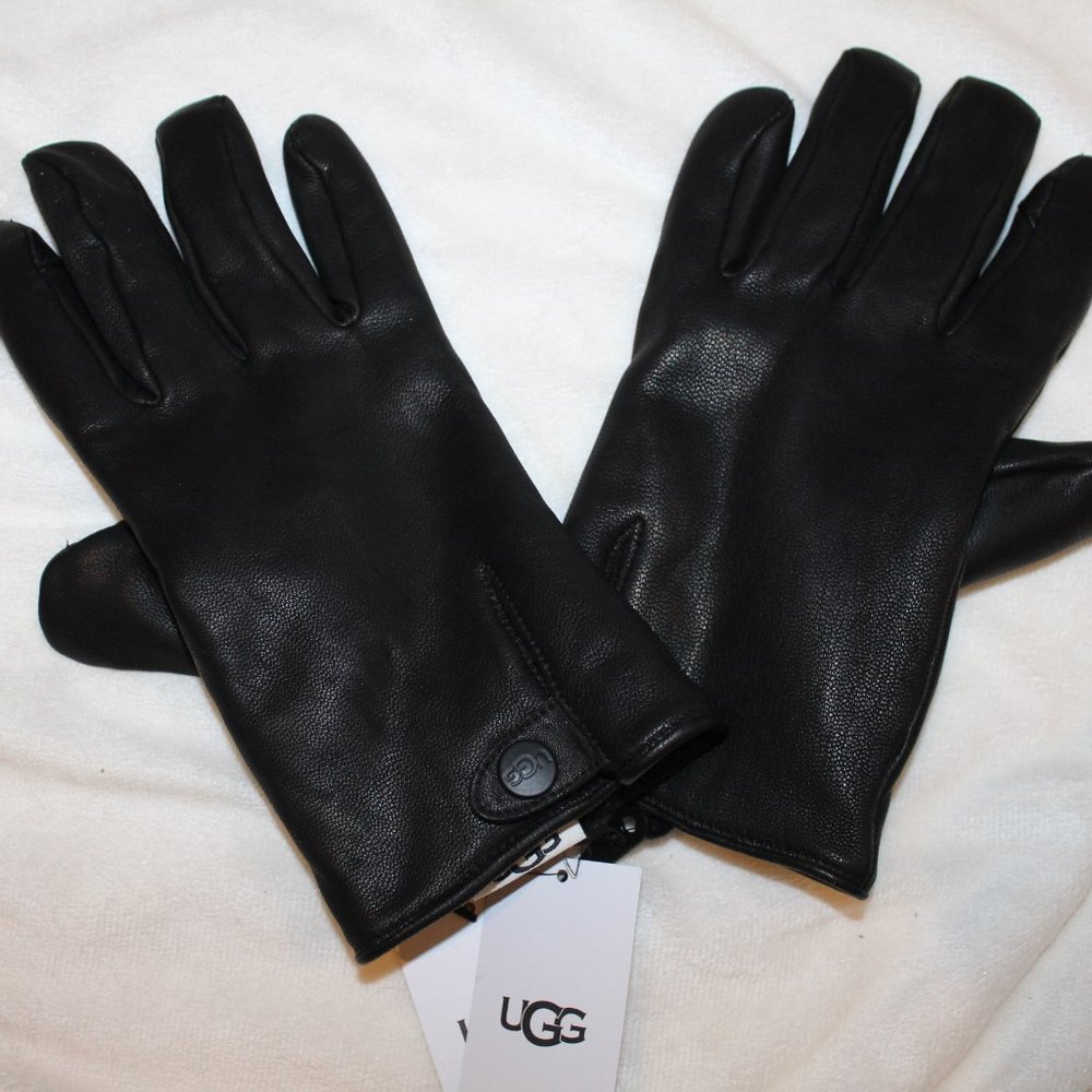NWT UGG MEN'S BUTTON TECH‎ ENABLED LEATHER TOUCH SMART GLOVES BLACK